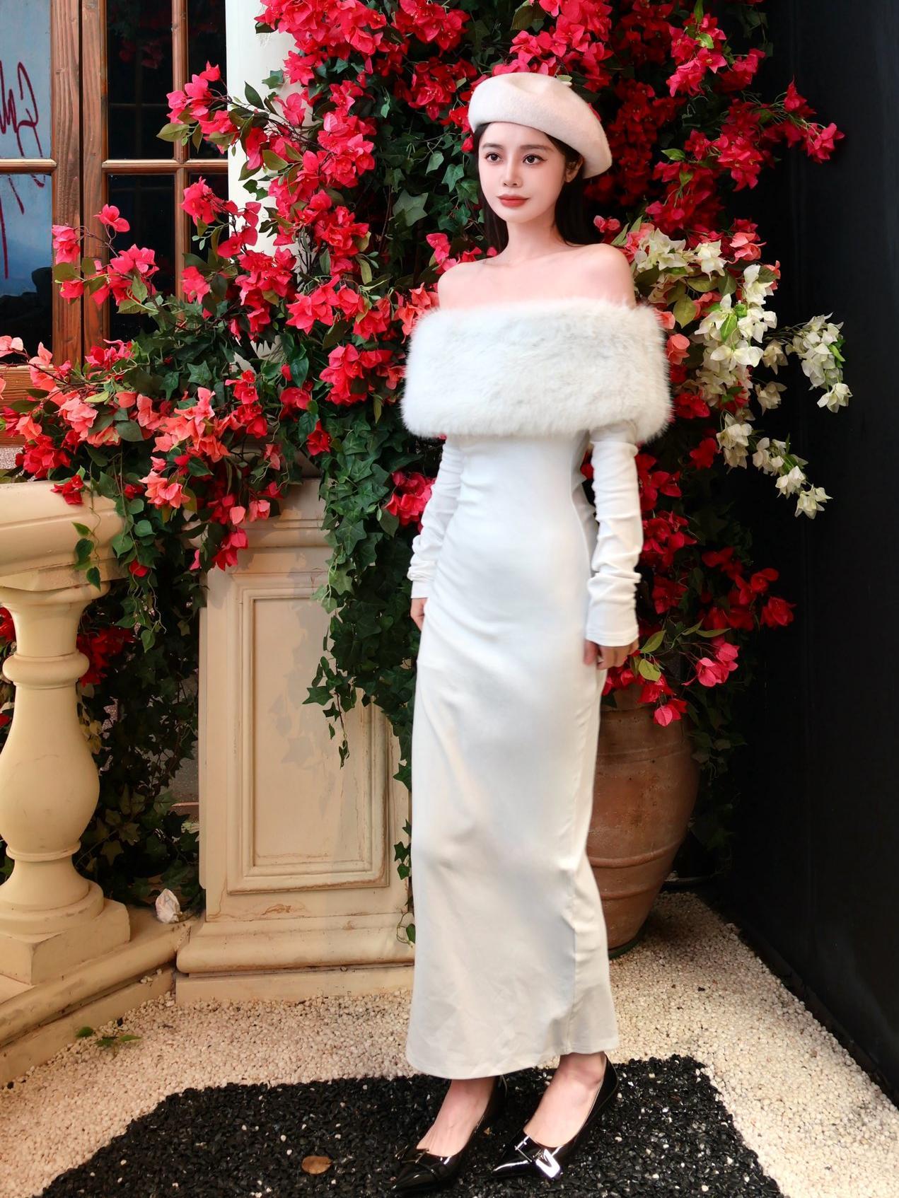 New Off-shoulder Shoulder-baring Tight Waist Sheath Long Sleeve Knitted Dress