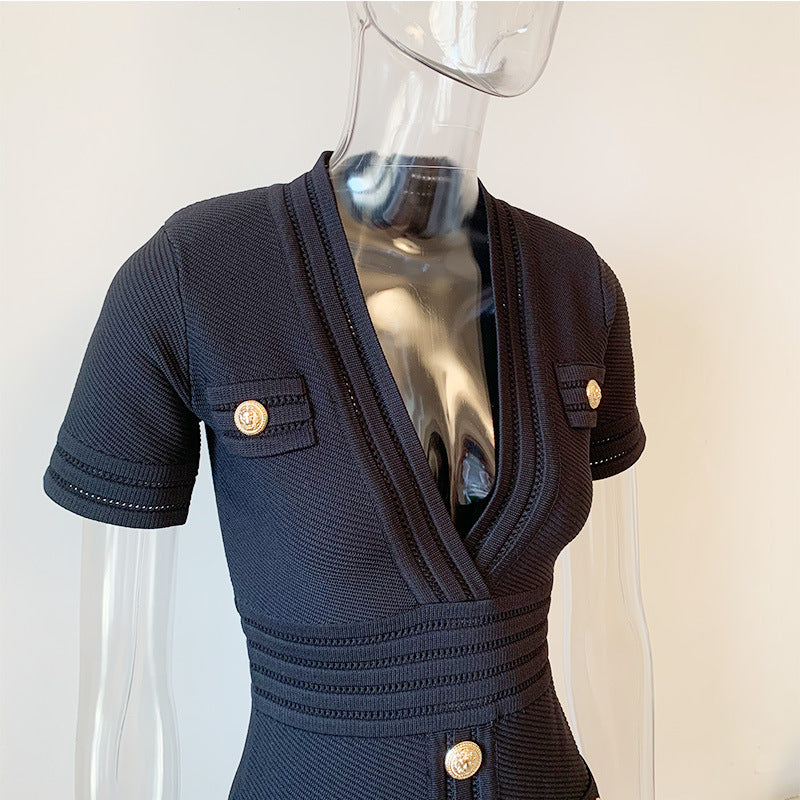 Knit short sleeve V-neck dress